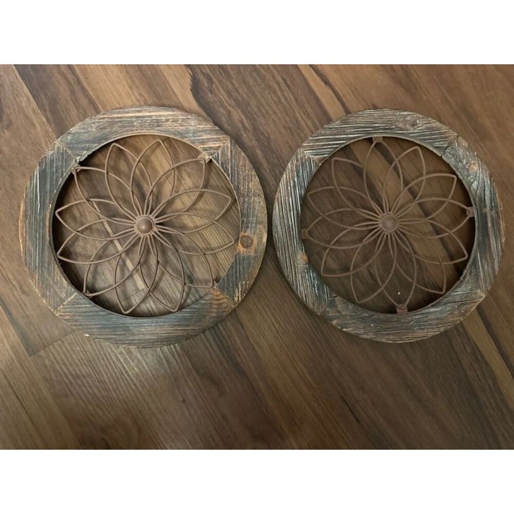 Rustic Farmhouse 11” Round Wood & Metal Floral Wall Decor Lot of 2